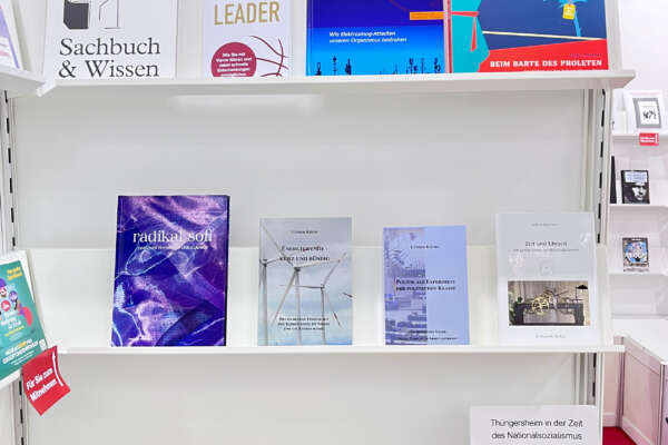 Livro Gemeinschaftsausstellung Sachbuch Wissen 4
