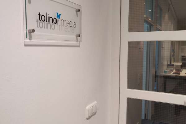 Der Eingang von tolino media.